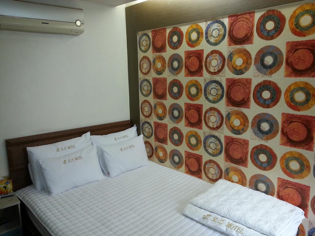 Egg Motel Puszan Kültér fotó